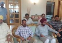 ਸਾਬਕਾ ਮੰਤਰੀ ਬਲਬੀਰ ਸਿੱਧੂ ਦੇ ਪਰਿਵਾਰ ਸਮੇਤ ਅੱਧੀ ਦਰਜਨ ਕਾਂਗਰਸੀ ਸਾਬਕਾ ਵਜੀਰ ਭਾਜਪਾ `ਚ ਜਾਣ ਲਈ ਤਿਆਰਬਲਬੀਰ