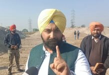 28 ਰੂਪੈ ਫੁੱਟ ਰੇਤ ਬਜਰੀ ਵਾਲੇ ਸਰਕਾਰੀ ਵਿਕਰੀ ਕੇਂਦਰ ਦੇ ਉਦਘਾਟਨ ਮੌਕੇ ਰੇਤ ਮਾਫੀਏ ਤੇ ਗਰਜੇ :ਹਰਜੋਤ ਬੈਂਸ