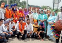 ਗਤਕਾ: ਕੌਮੀ ਮੁਕਾਬਲੇ ਵਿੱਚ ਦੋ ਚਾਂਦੀ ਦੇ ਤਗਮੇਂ ਜਿੱਤਣ ਵਾਲੀ ਮਨਪ੍ਰੀਤ ਦਾ ਪਿੰਡ ਪੁੱਜਣ ‘ਤੇ ਸ਼ਾਨਦਾਰ ਸਵਾਗਤ